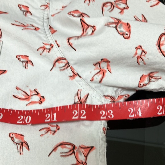 Rebel James & Charli 100% cotton button down short sleeve shirt, gold fish - Picture 7 of 7